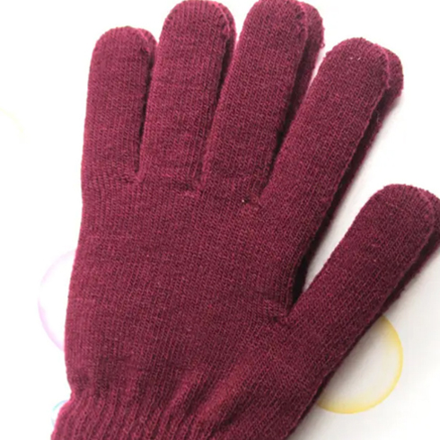 Knitted Gloves